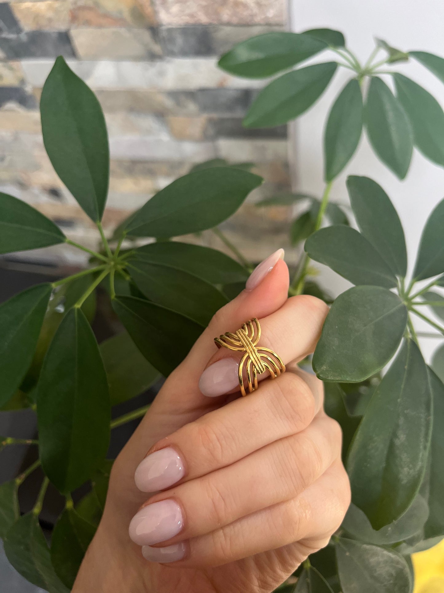 The Luxe Ring image 1