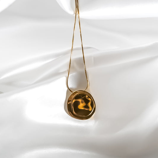 The Solace Circle Pendant Necklace