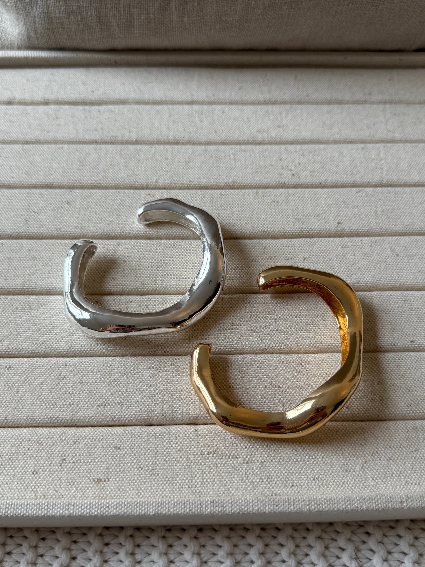 The Claw Bangle