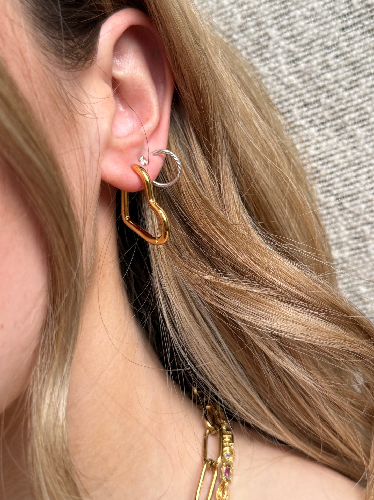 The Heart Sleeper Earrings