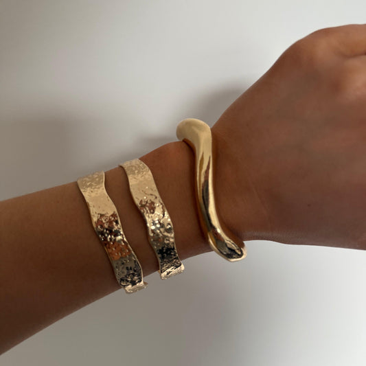 The Ridge Bangle