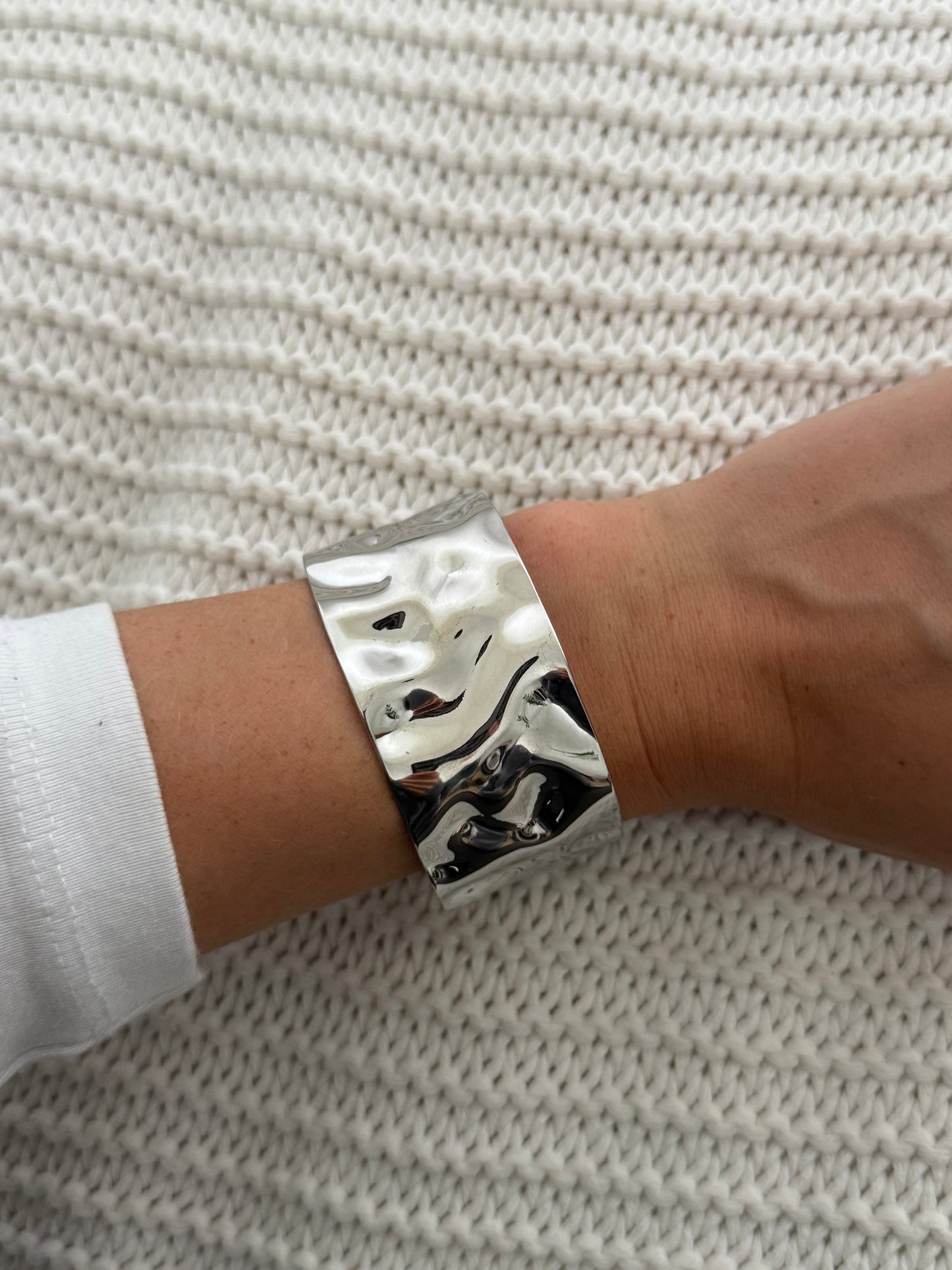 The Ripple Bangle