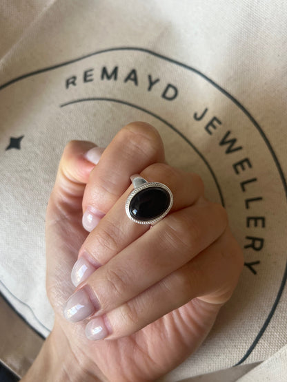 The Onyx Ring image 1