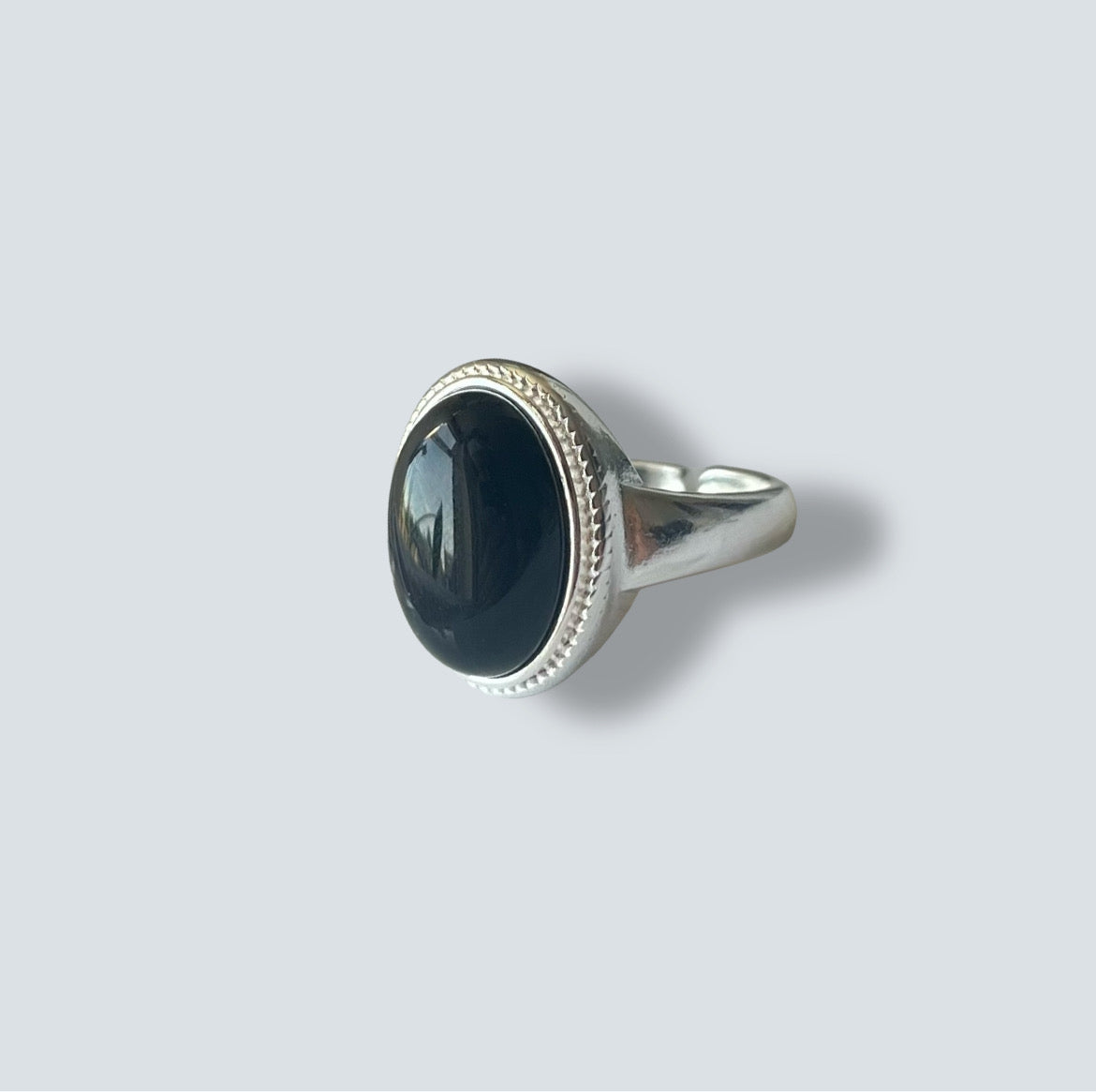 The Onyx Ring image 0