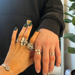 The Men's Twist Ring image 4