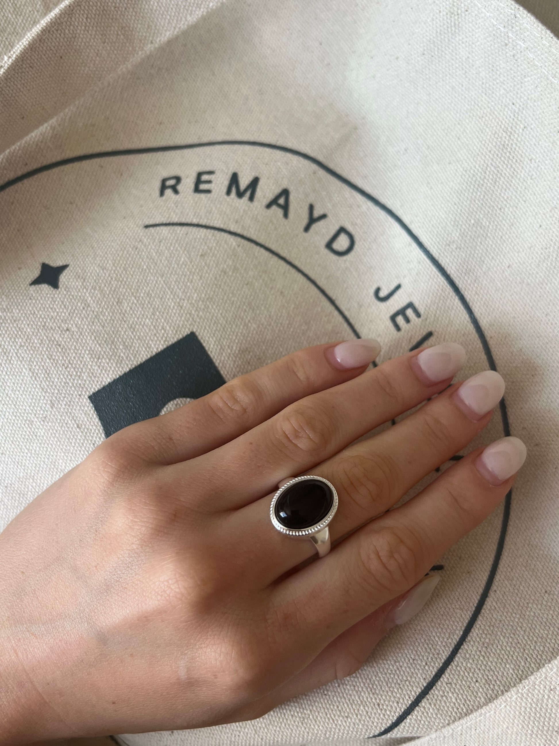 The Onyx Ring image 2
