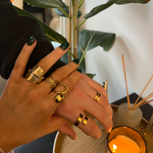 The Men's Twist Ring image 5