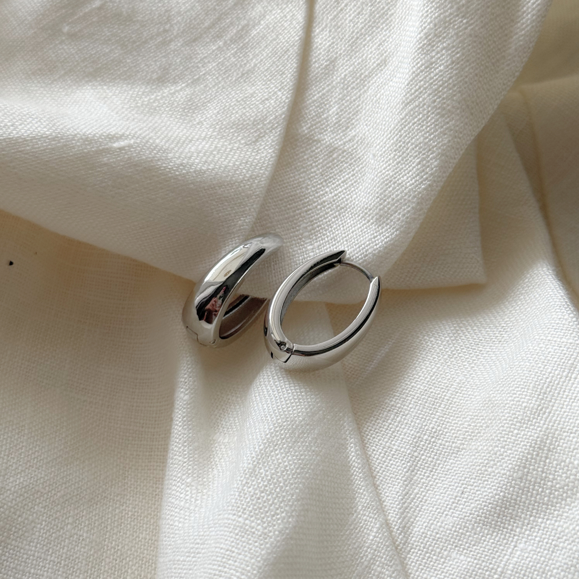 The Alba Chunky Huggie Earrings