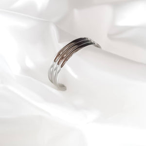 The Form Sculptural Bangle