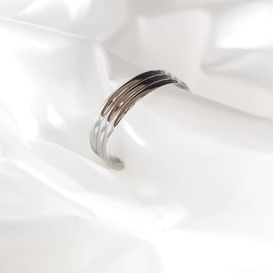 The Form Sculptural Bangle