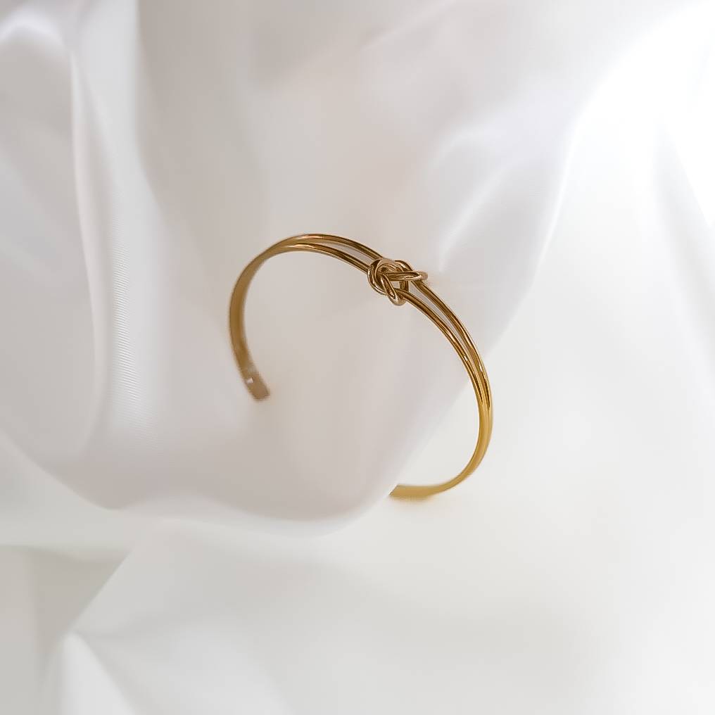 The Knot Bangle