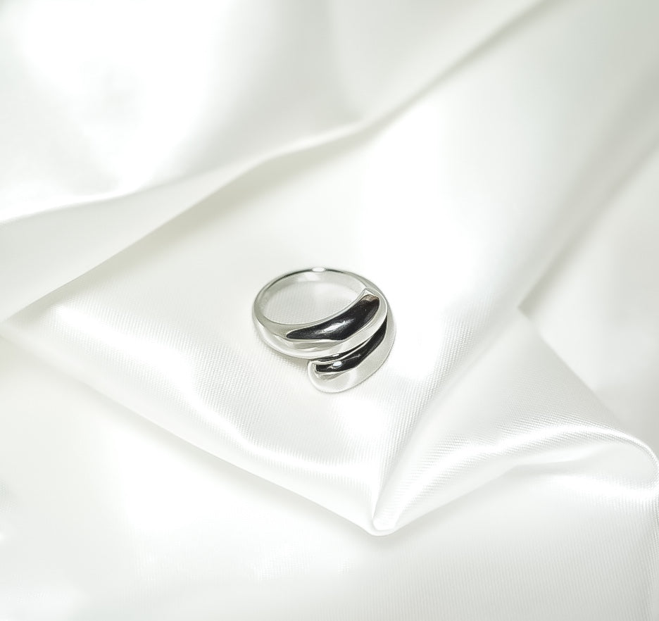 The Luna Tear Drop Wrap Ring
