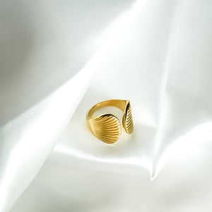 The Seashell Ring