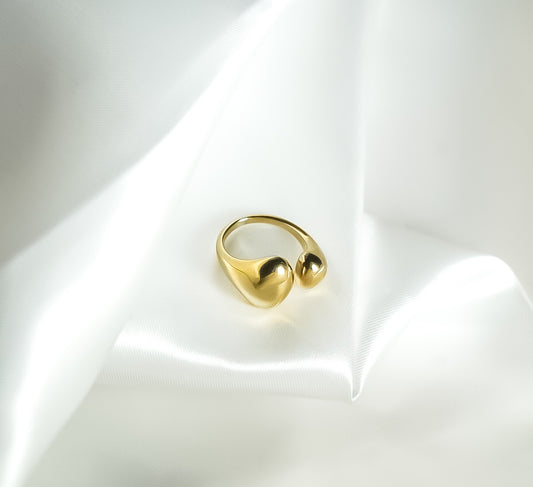 The Selene Dome Ring