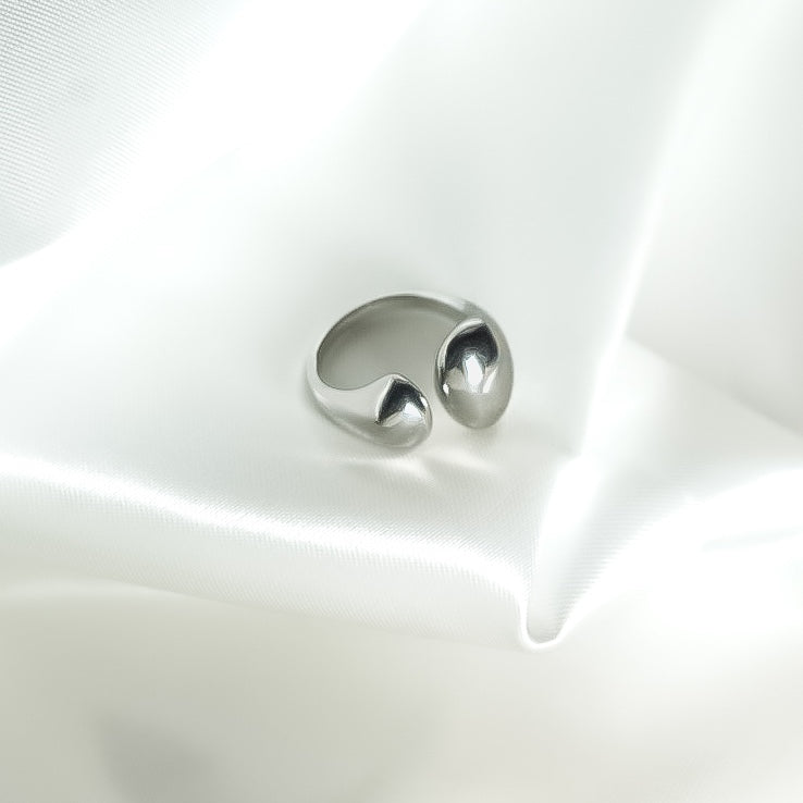 The Selene Dome Ring