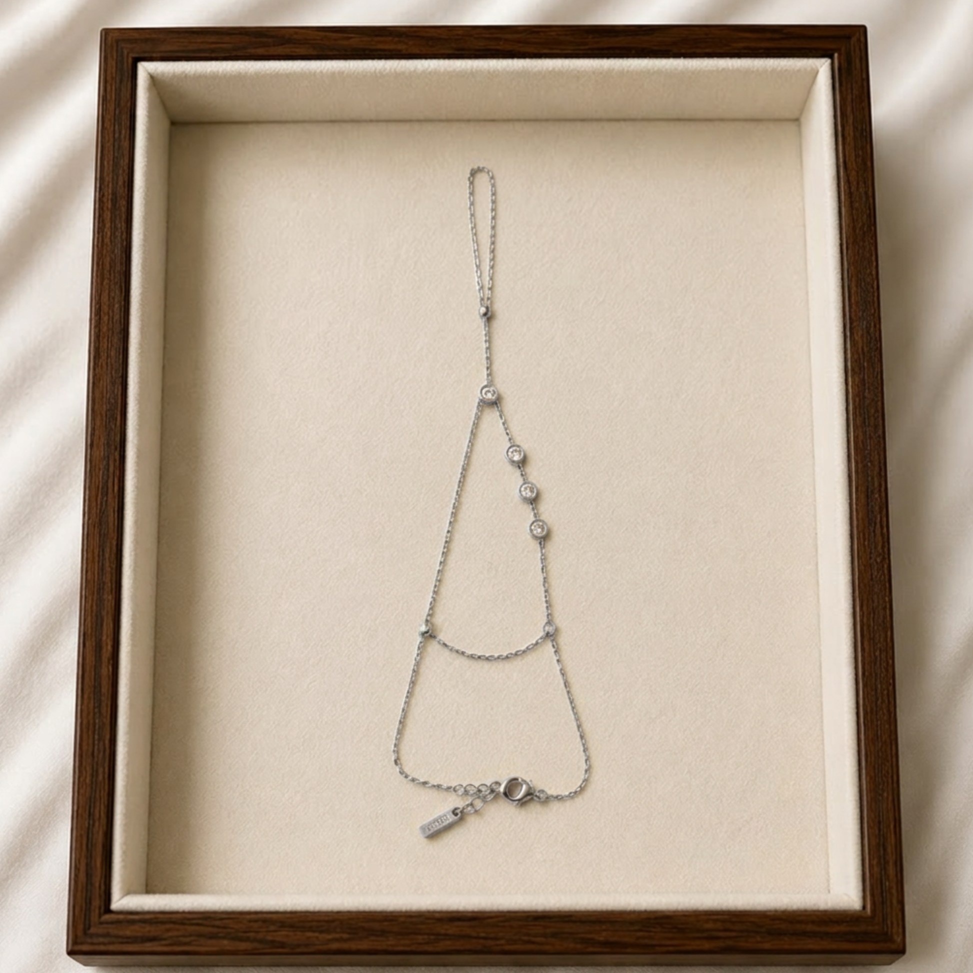 The Alba Stone Hand Chain