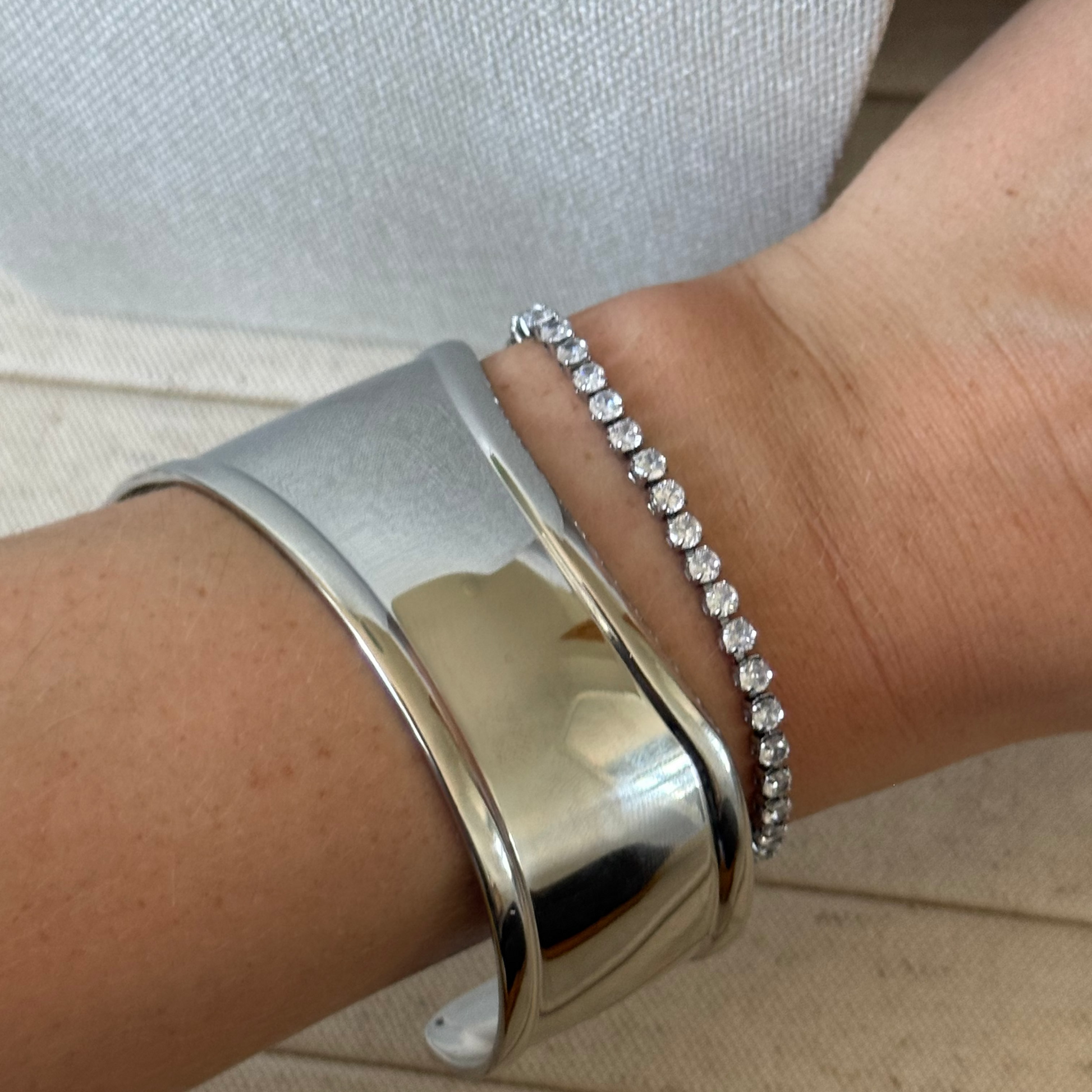 The Mira Cuff Bangle