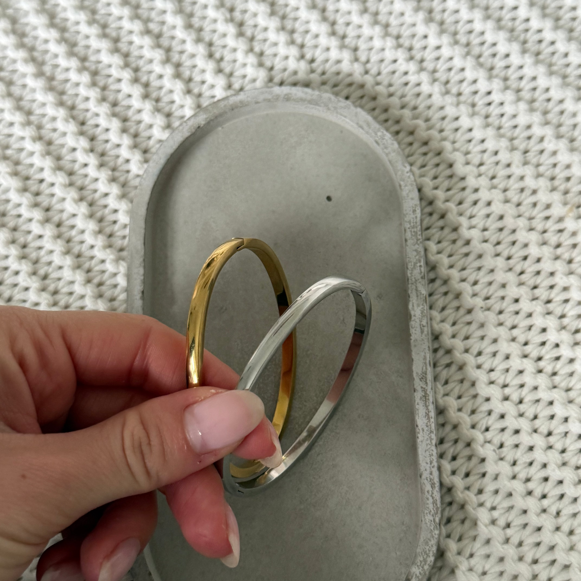 The Nova Classic Stacking Bangle