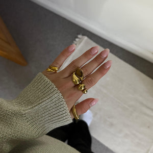 The Mocha Brown Stone Ring