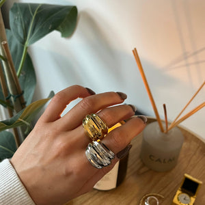 The Clam Shell Ring