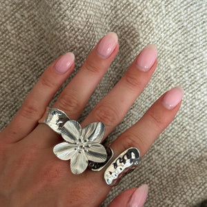 The Blossom Chunky Flower Ring