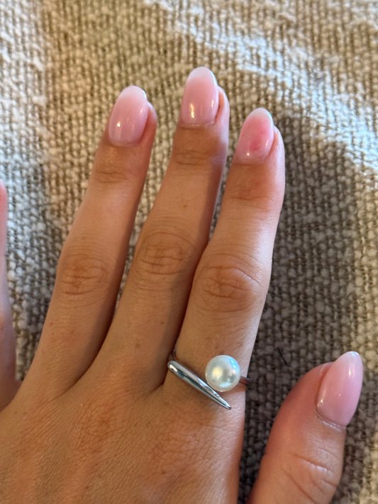 The Pearl Ring