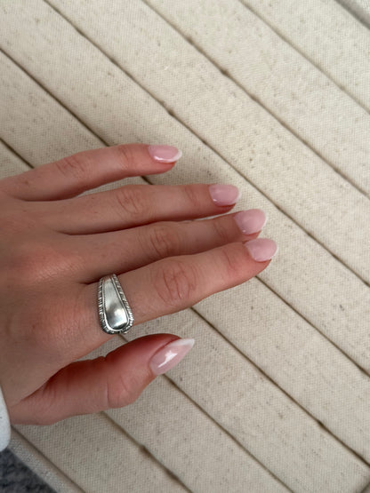 The Patterned Single Wrap Spoon Ring