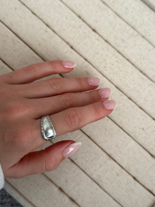 The Patterned Single Wrap Spoon Ring