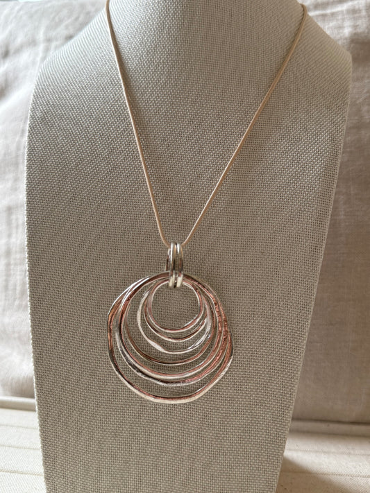 The Belle Necklace