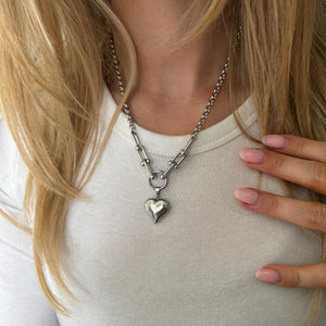 The Heart Link Necklace