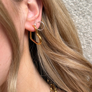 The Heart Sleeper Earrings