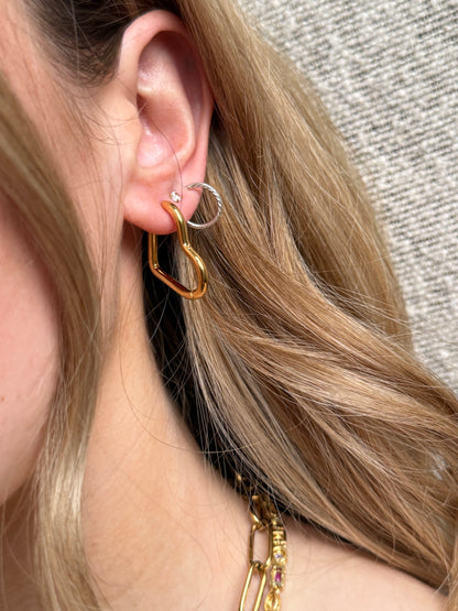 The Heart Sleeper Earrings