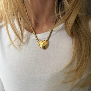 The Heart Stone Necklace