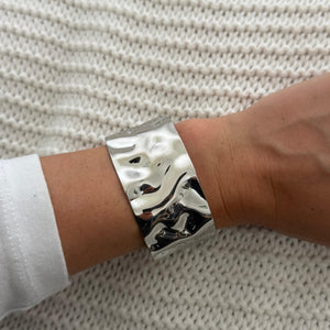 The Ripple Molten Bangle