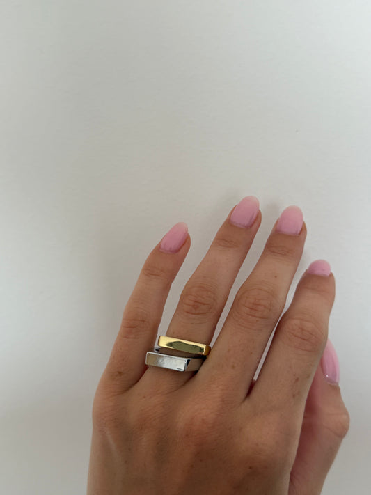 The Stacker Ring