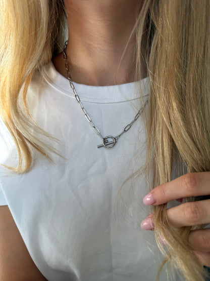 The T Bar Necklace