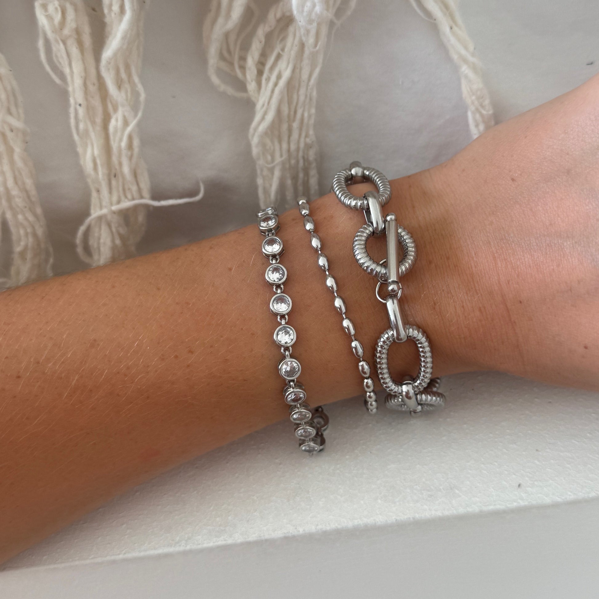 The Vera T-bar Bracelet