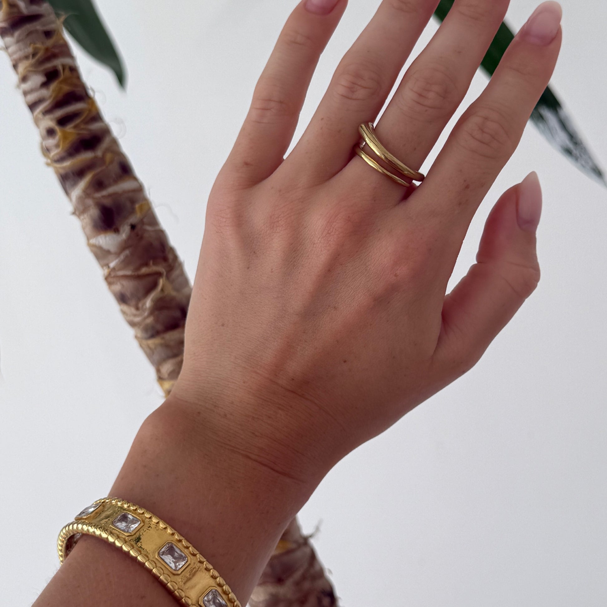 The Esme Court Ring