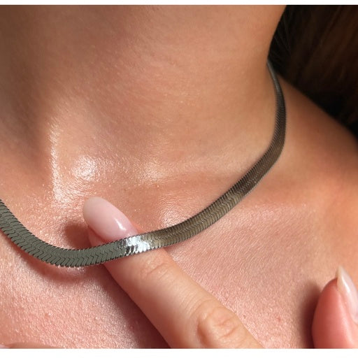 The Snake Chain Necklace