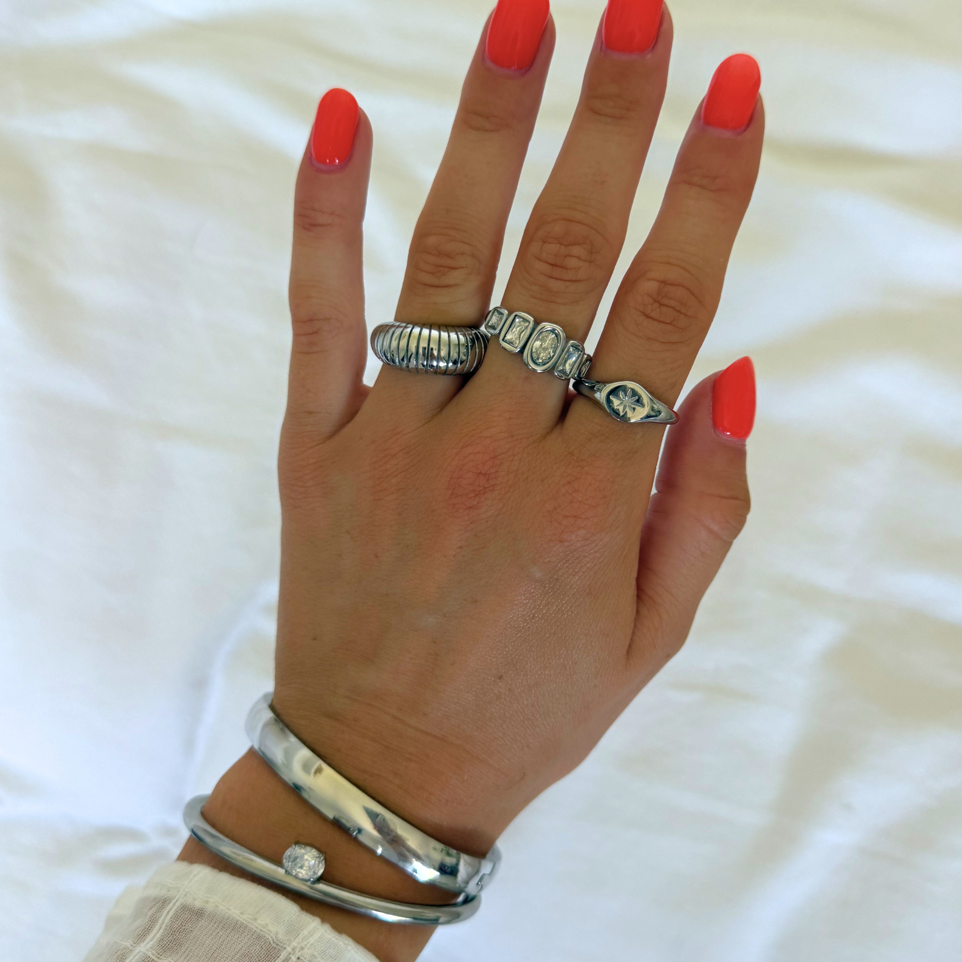 The Atlas Five Stone Ring