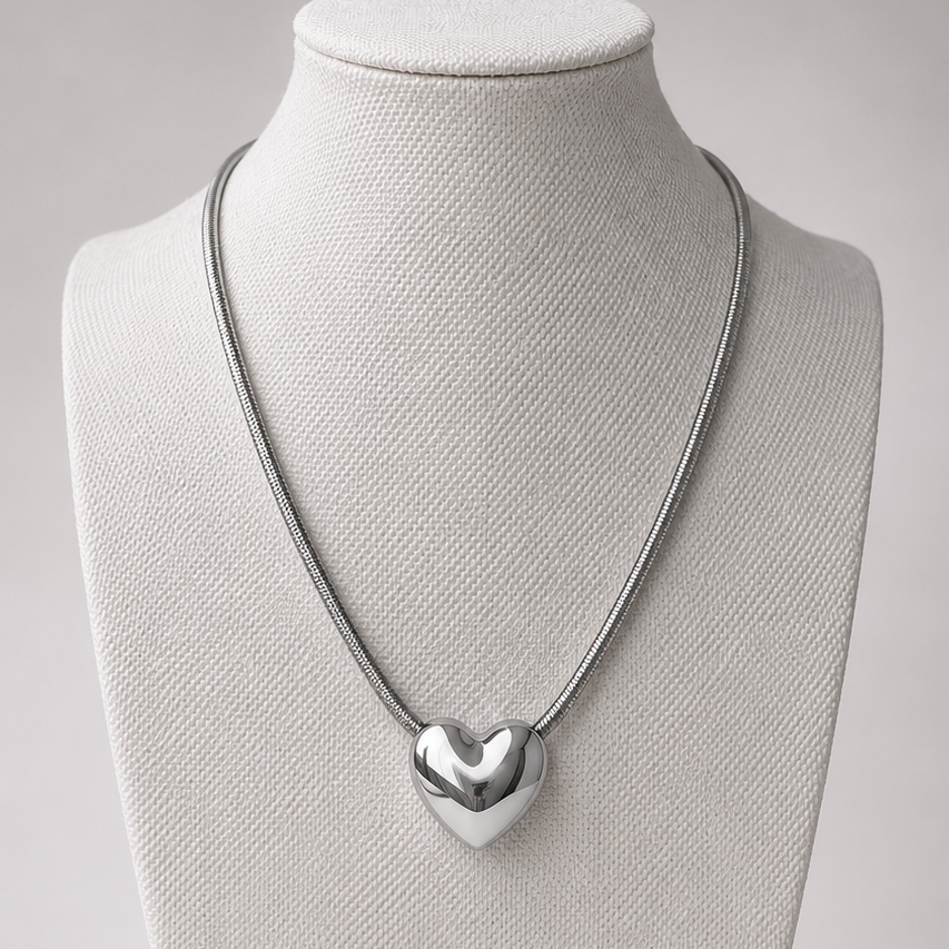 The Heart Stone Necklace