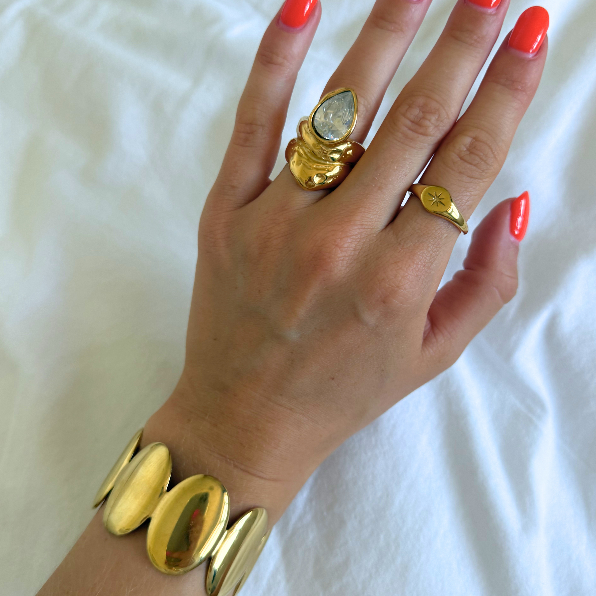 The Halo Stone Ring