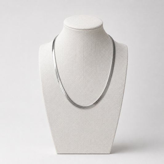 The Snake Chain Necklace