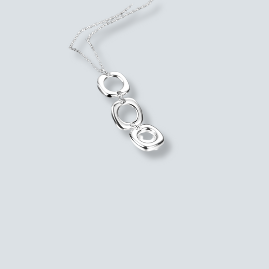 The Triple O Necklace image 0